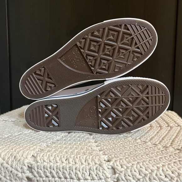 NIB Converse Chuck Taylor All Star White Wedge Platform Hi Top Shoes Women's 9.5 - Picture 8 of 11